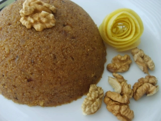 Cevizli İrmik Tatlısı Tarifi ve Malzemeleri