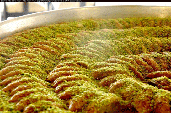 Bağdat Tatlısı Tarifi ve Malzemeleri