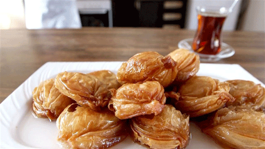 Karakuş Tatlısı Tarifi ve Malzemeleri