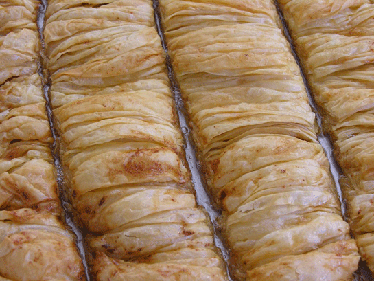 Kıvrım Tatlısı Tarifi ve Malzemeleri