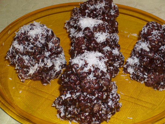 Mısır Gevreği Tatlısı Tarifi ve Malzemeleri