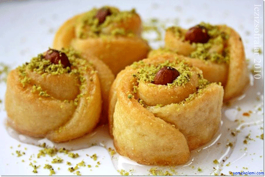 Şerbetli Gül Tatlısı Tarifi ve Malzemeleri